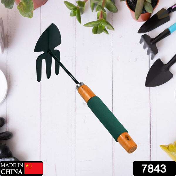 7843 2 IN 1 DOUBLE HAND HOE GARDENING TOOL WITH WOODEN HANDLE DeoDap